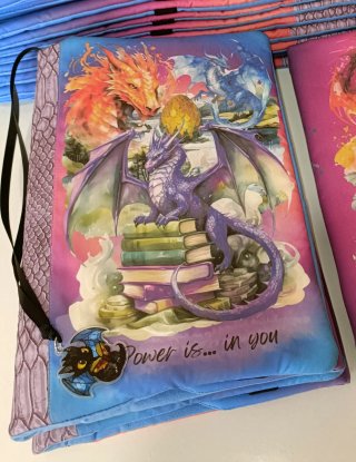 Funda Literaria Ajustable- Dragones