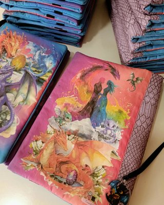 Funda Literaria Ajustable- Dragones