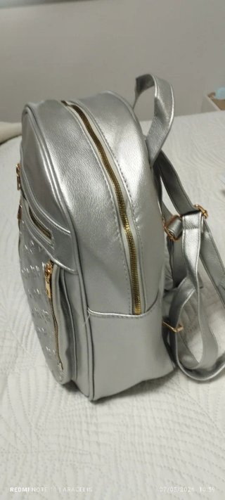 Mochila negra cómoda