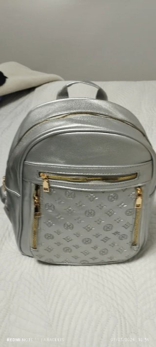 Mochila negra cómoda