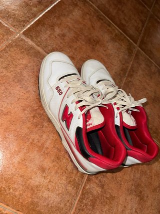 Zapatillas New Balance Rojas y Blancas