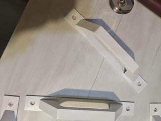 Tiradores de madera y metal