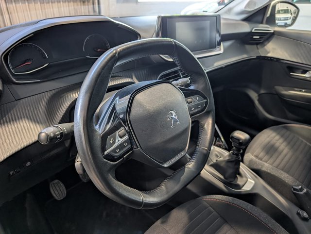 Peugeot 208 2020