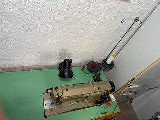 Máquina de coser industrial