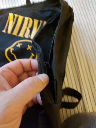 Zaino Nirvana con logo smiley
