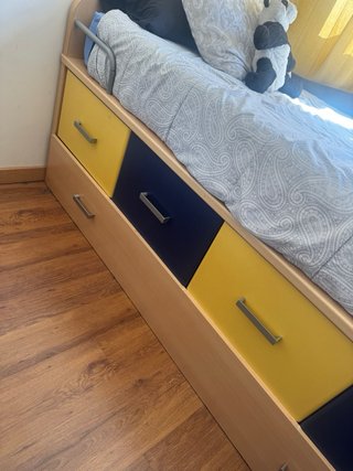 Letto a castello con cassetti e materassi