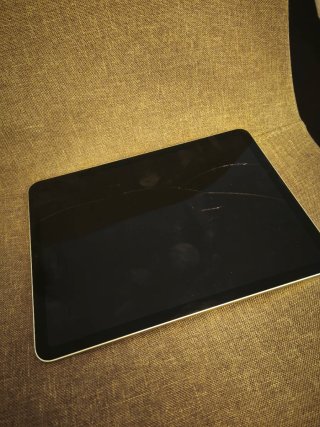iPad Air 4 (64gb)