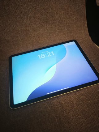 iPad Air 4 (64gb)