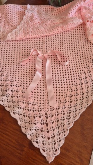 Toquilla bebé artesanal rosa NUEVO a ESTRENAR