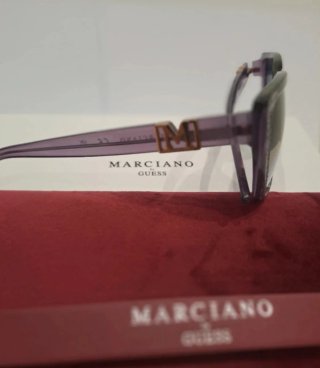 Gafas de sol Guess Marciano