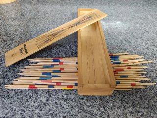 Juego Mikado de palitos de madera
