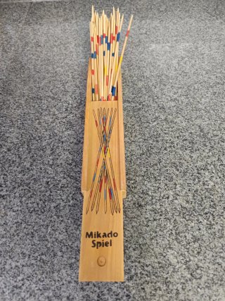 Juego Mikado de palitos de madera
