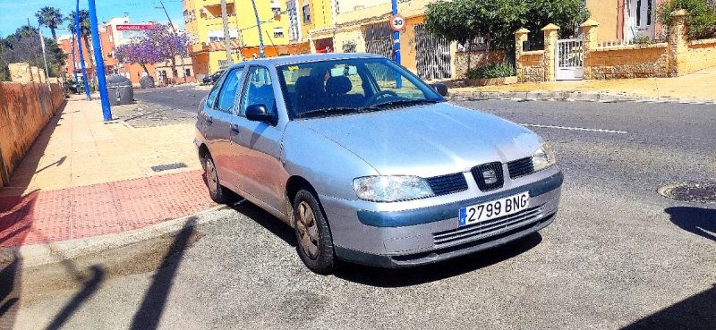 SEAT Cordoba 2001 - foto 1