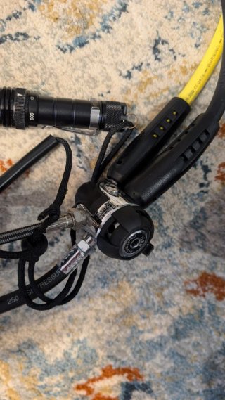 Regulador Scubapro MK11 C370 + Octopus R095