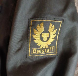 Chaqueta Belstaff Rallymaster 350Gold Negra