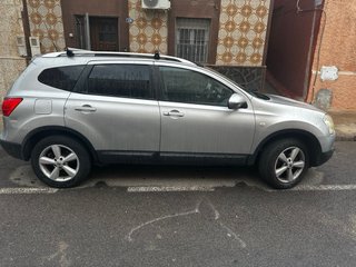 Nissan Qashqai+2 2009