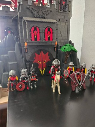 Playmobil Castello dell'esercito del Drago completo!