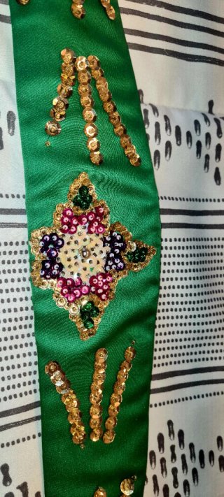 Traje de zingara azul y verde