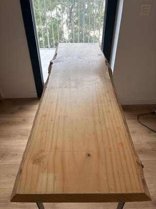Mesa madera maciza patas metal