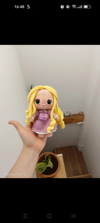 Muñeca Rapunzel Amigurumi Tejida