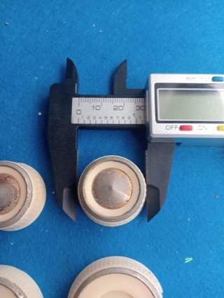 4 Botones Radio Antiguo Plata y Blanco