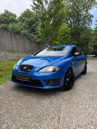 SEAT Leon CUPRA R