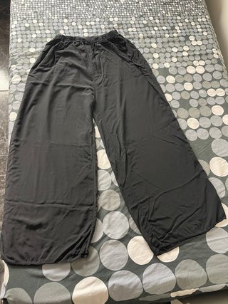 Pantalón ancho negro