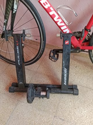 Bicicleta de carretera B'TWIN Roja
