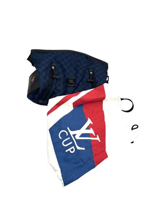 Bolso Louis Vuitton Solano Messenger Lona