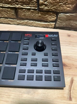 Akai MPC Studio Controlador MIDI