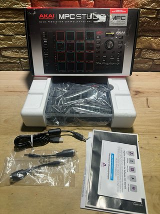 Akai MPC Studio Controlador MIDI