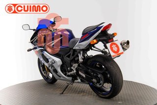 SUZUKI GSX R750