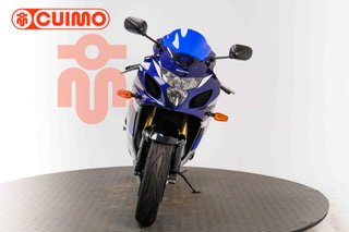 SUZUKI GSX R750