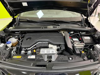 Peugeot 2008 Allure Hybrid 1.2 145CV eDCS6 MHEV!!!