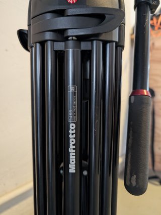 Trípode Manfrotto 504HD + 546B
