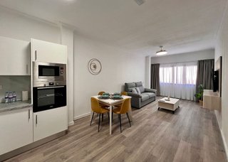 Piso en alquiler en Santa Catalina - Canteras en Palmas de Gran Canaria(Las)