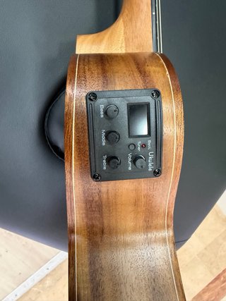 Guitarra Acústica 6 Cuerdas 28