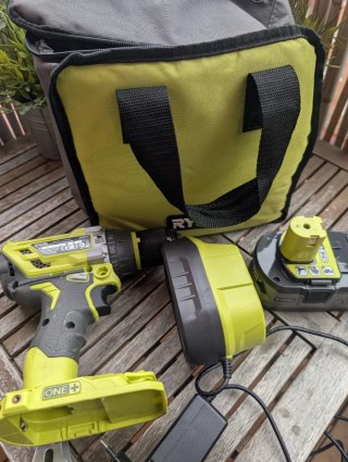 Taladro Percutor Inalámbrico Ryobi R18PD7