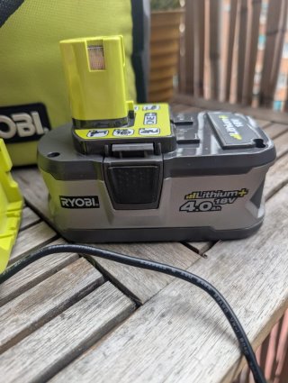 Taladro Percutor Inalámbrico Ryobi R18PD7