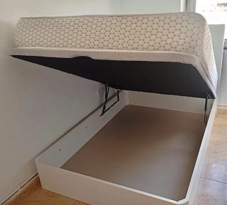 Letto a scomparsa con materassi