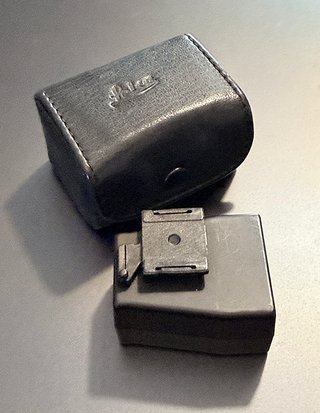 Mirino Leica 24mm nero per Elmarit Asph Mint A++