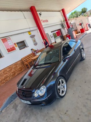Mercedes-Benz  CLK 2004