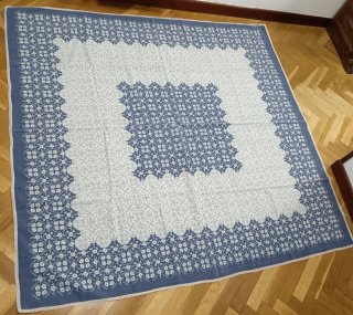 Mantel estampado tela azul y blanco