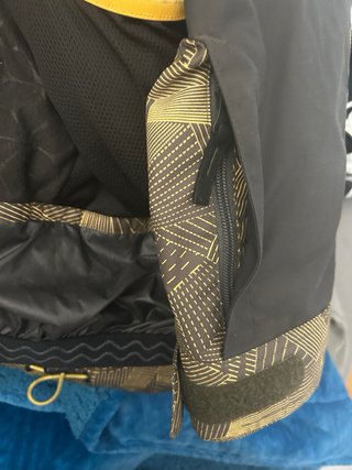 Chaqueta de esquí Wedze negra y dorada
