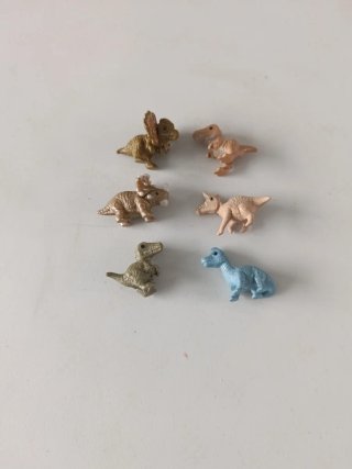 Mini dinosauri uova Kinder