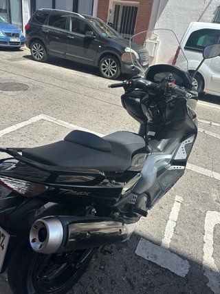 Yamaha TMAX 500 Maxi Scooter Negra