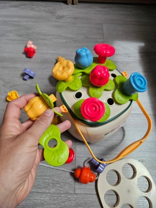 Giocattoli Montessori per la costruzione