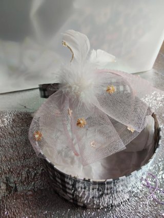 Tocado  rosa con flores para niña 9€ sin caja