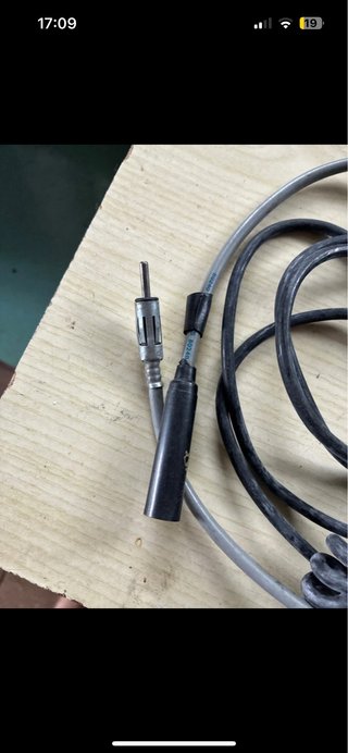 Philips DC 026 Digital Split Carradio System