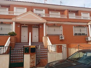 Casa pareada en venta en Tomelloso